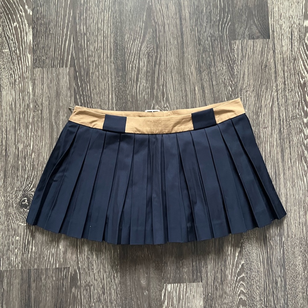 Orseund Iris micro mini pleated skirt navy/camel - Picture 9 of 9